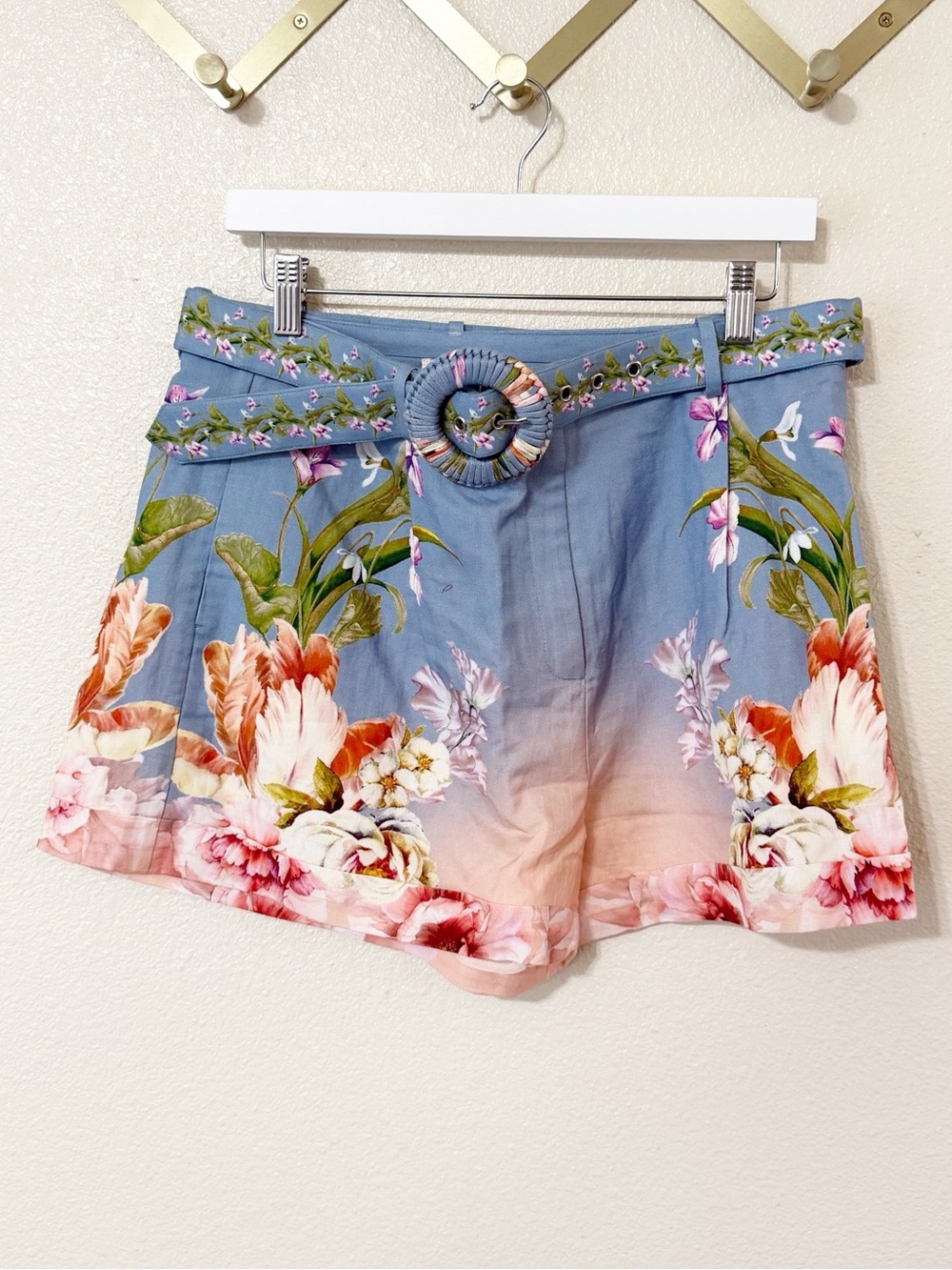 Hemant & Nandita Short With Buckle Belt in Pink Blue Mix Floral size Large NEW - Picture 7 of 10